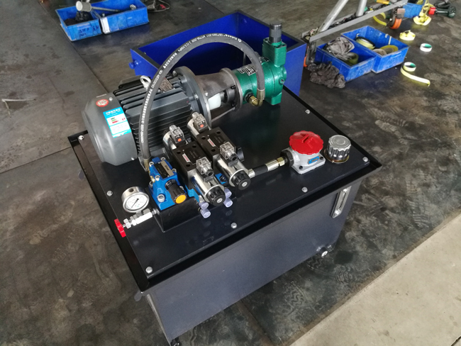 環保設(she)備液壓系(xi)統