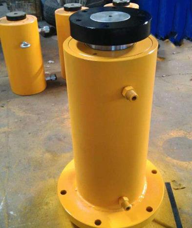 影響液壓油(you)缸使用壽命(mìng)的因素